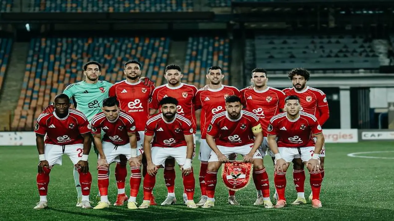 الأهلي يتقدم على المصري بهدف تريزيجيه في الدوري المصري
